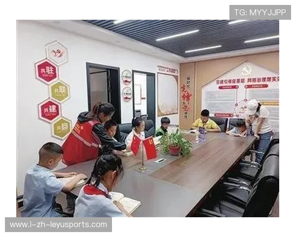 俱乐部试行“青训市民体验日”,增强家长与社区互动 俱乐部试行“青训市民体验日”,增强家长与社区互动