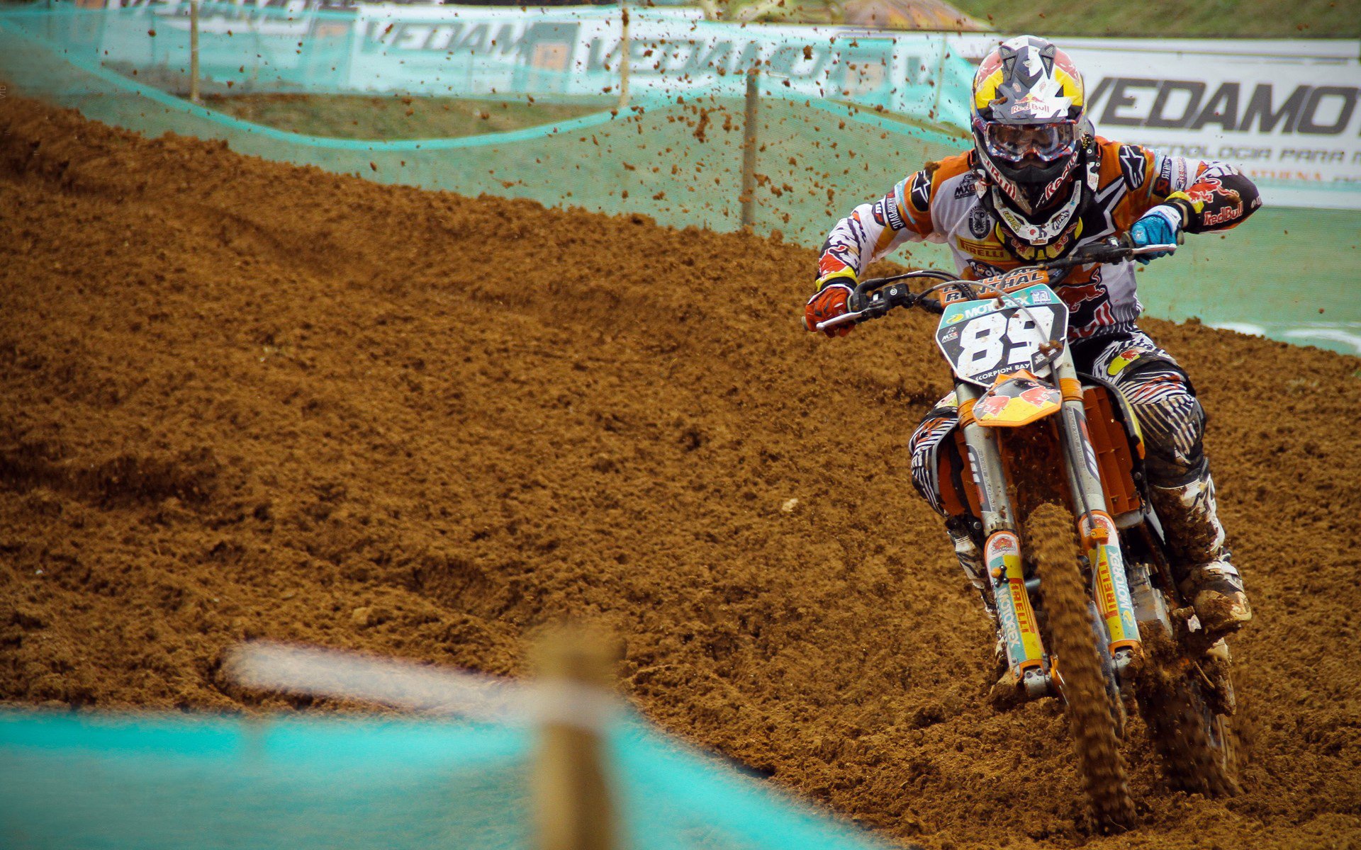 世界杯：养老院设置“安静看球小屋” 让不习惯喧闹的老人也能享受比赛